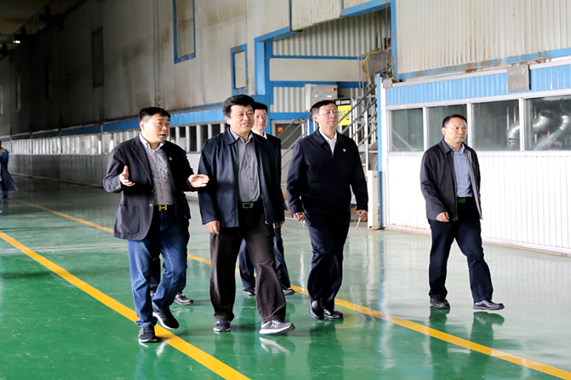 2019年5月8日，時任國家水利部原總工程師、水利部參咨委副主任委員汪洪蒞臨景興紙業(yè)調(diào)研節(jié)水工作