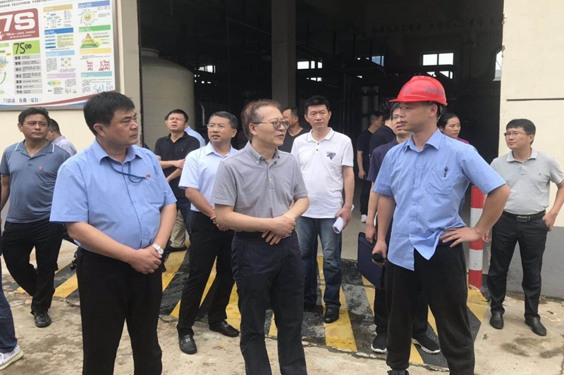 2020年8月5日，時任國家水利部全國節(jié)約用水辦公室副主任熊中才蒞臨景興紙業(yè)調(diào)研企業(yè)用水節(jié)水工作