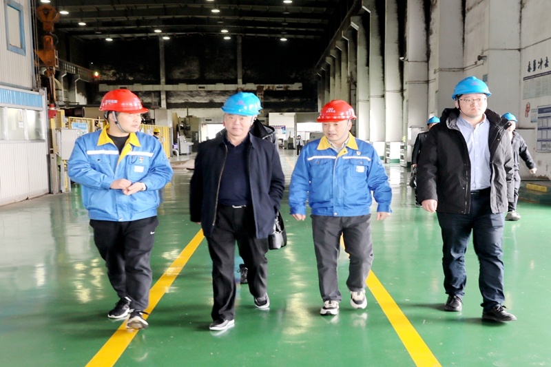 2024年 1月30日，浙江省經(jīng)信廳機關(guān)黨委二級巡視員孫自強蒞臨景興紙業(yè)開展歲末年初安全生產(chǎn)督導(dǎo)