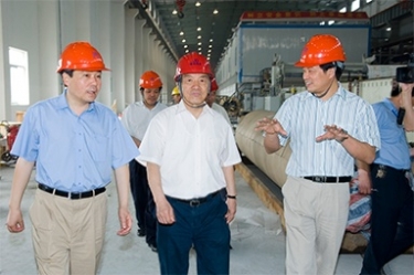 2007年5月25日，時任全國政協(xié)常委、經(jīng)濟委員會副主任、中國包裝聯(lián)合會會長石萬鵬一行來公司視察